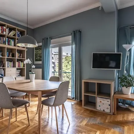 Apartment Park View In Chalandri